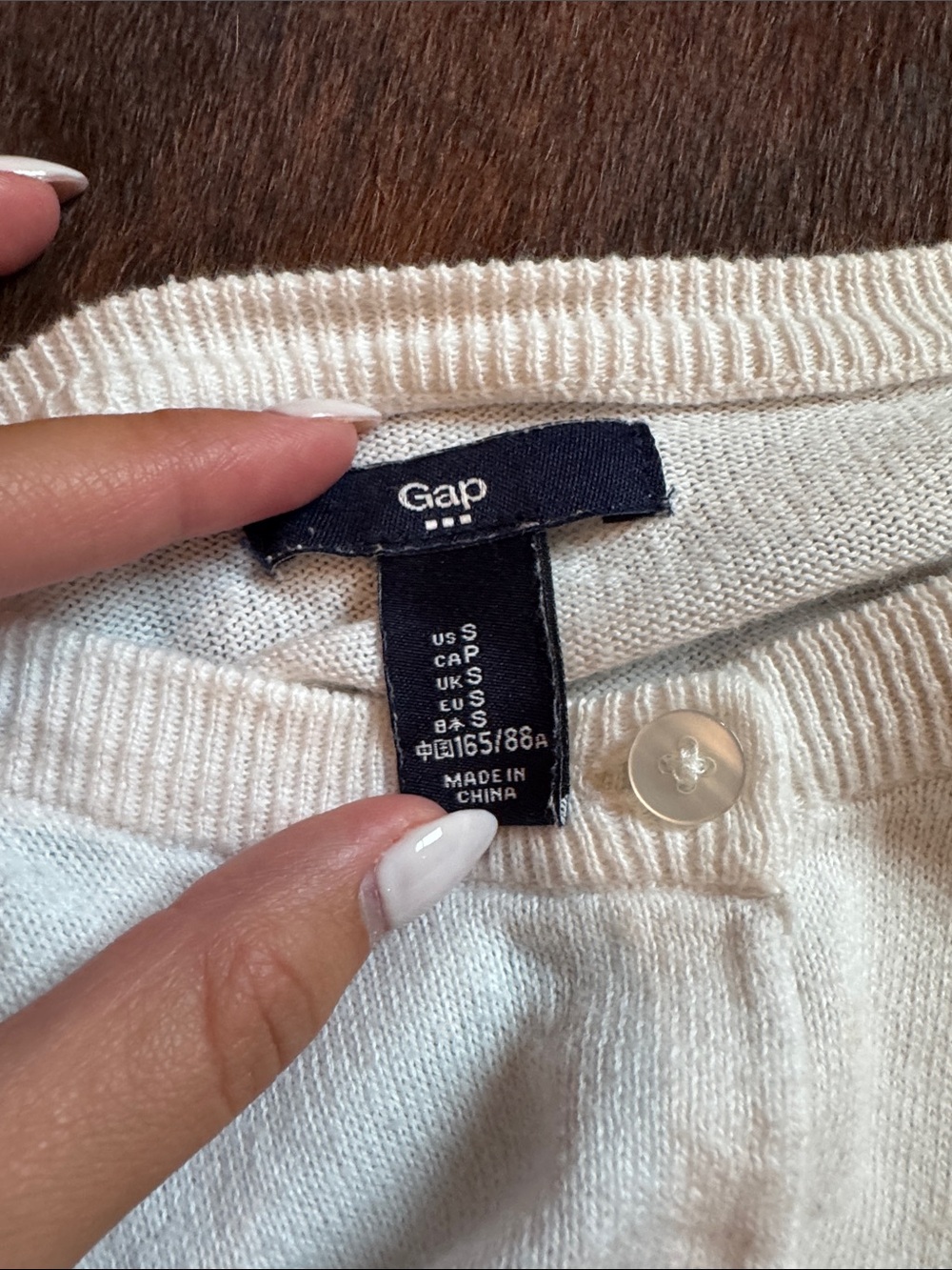 GAP Women's Cream Button-Up Crewneck Cardigan - Picture 3 of 3